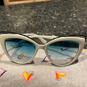 Spy Julep Sunglasses